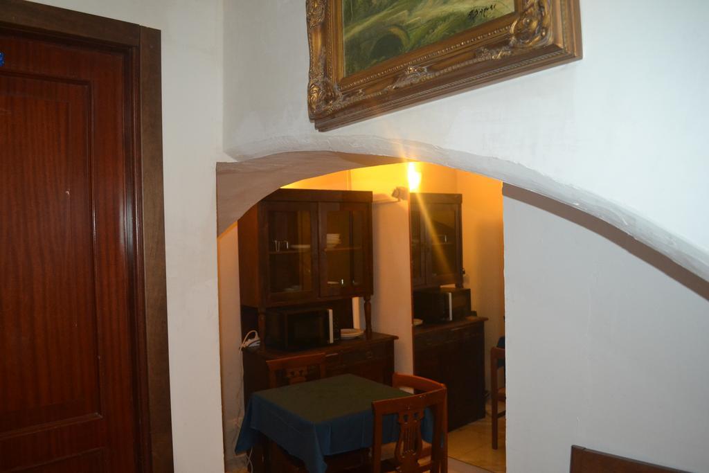 Suites Imperiali Guest House ローマ エクステリア 写真