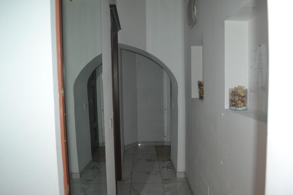 Suites Imperiali Guest House ローマ エクステリア 写真